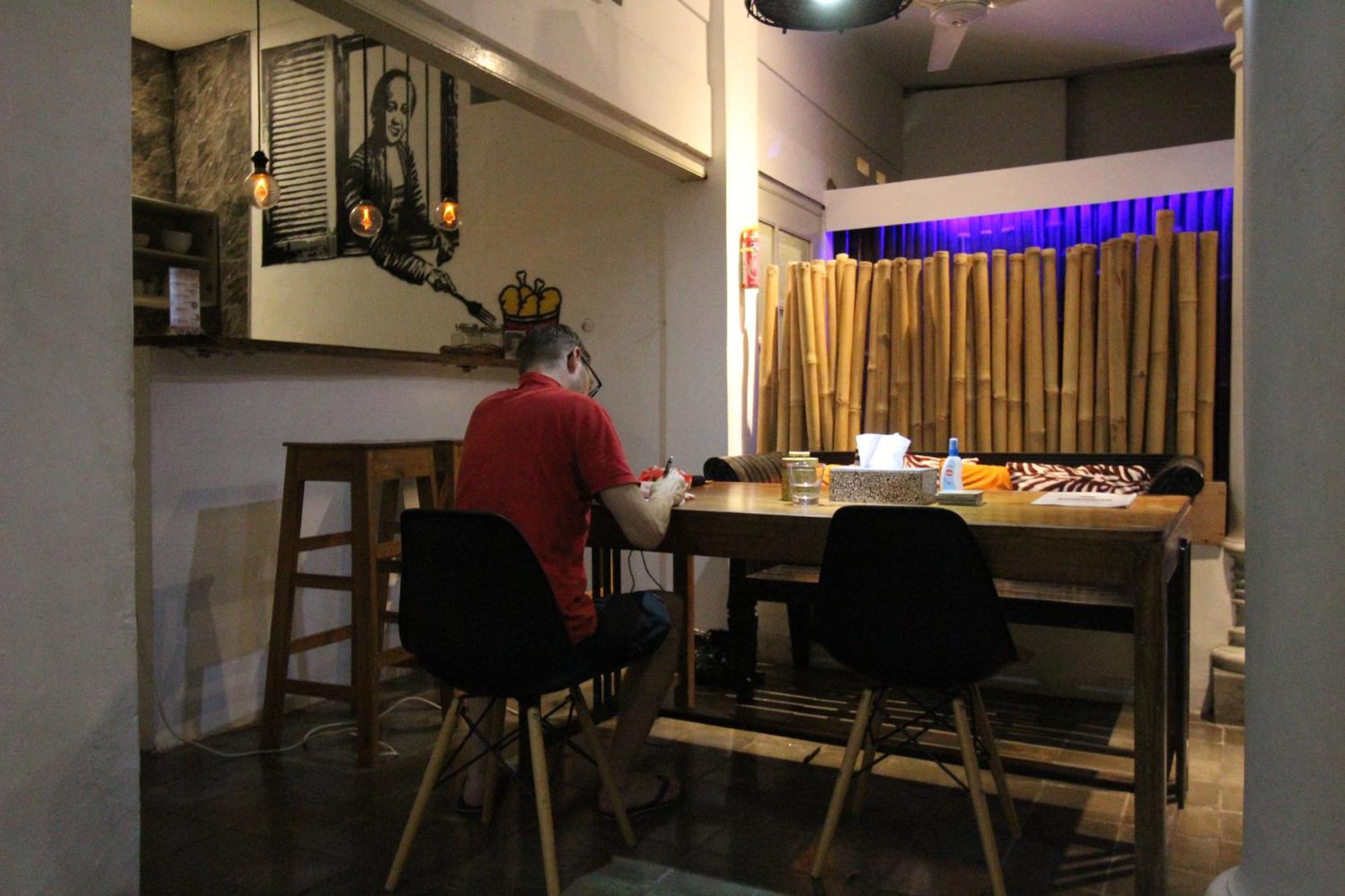 The Patio Yogya Apartment Yogyakarta Exterior photo