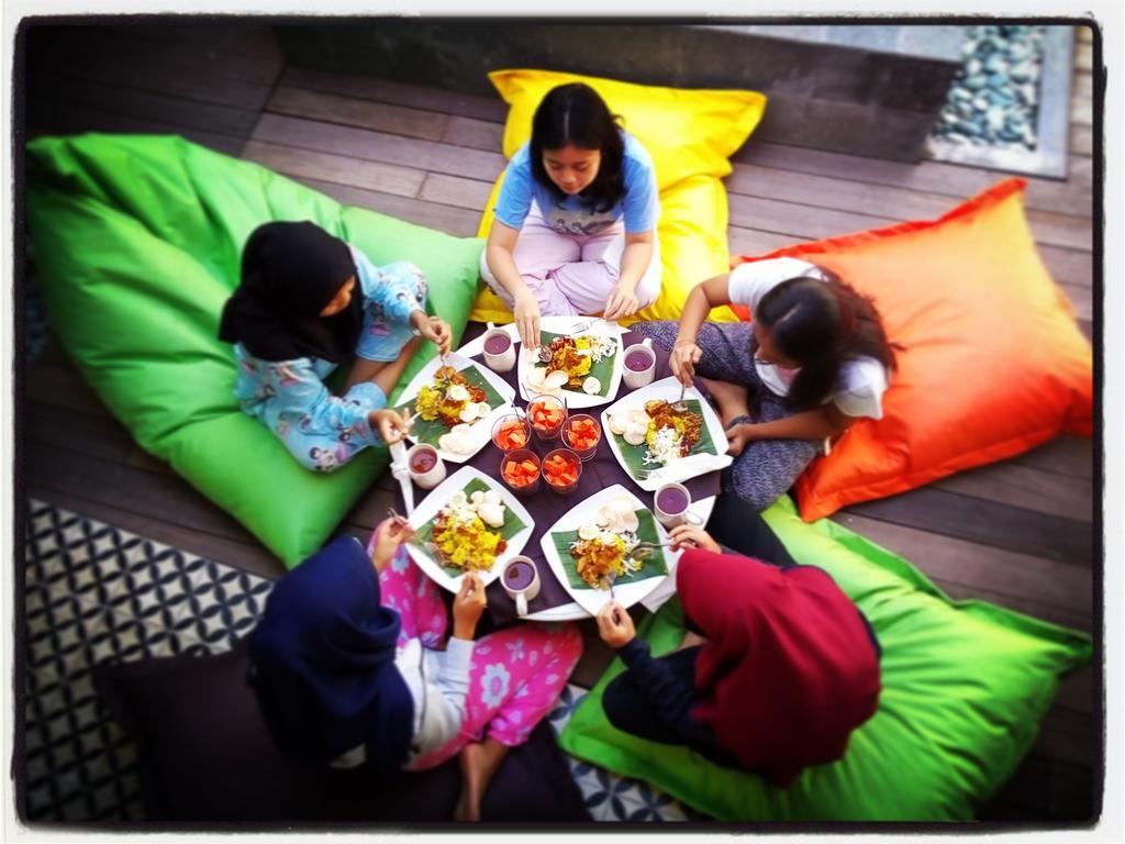 The Patio Yogya Apartment Yogyakarta Exterior photo